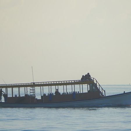 Hotel Sun & Surf Thulusdhoo Zewnętrze zdjęcie