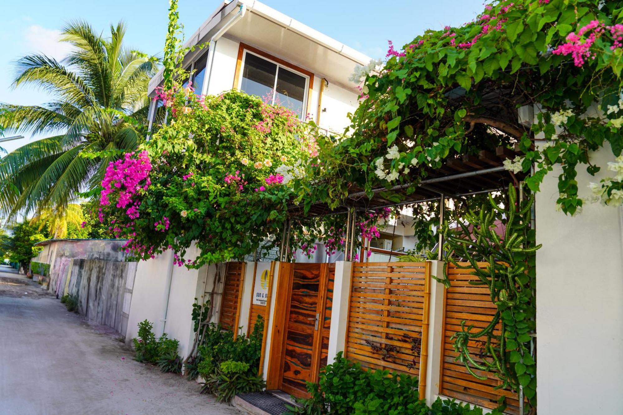 Hotel Sun & Surf Thulusdhoo Zewnętrze zdjęcie